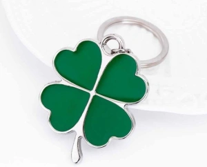Breloc trifoi cu patru foi verde, metalic, 10.5 cm, inel 2.5 cm, simbol noroc, accesoriu chei - Img 4