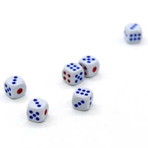 Set 10 zaruri albe cu puncte albastre si rosii, 13 mm, pentru jocuri de societate sau jocuri de noroc - Img 11