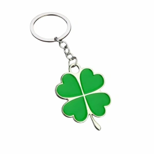 Breloc trifoi cu patru foi verde, metalic, 10.5 cm, inel 2.5 cm, simbol noroc, accesoriu chei