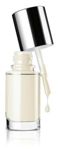 Clinique, A Different Nail Enamel, Colour Corrector, Ojă, 01, Call My Buff, 9 ml