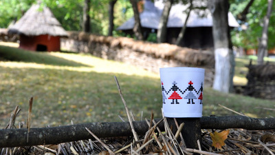 From Romania with love. Discover our gift shop with Romanian souvenirs