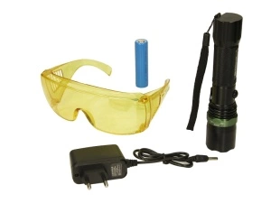 Lampa UV pentru detectare scurgerilor de refirgerant Mastercool, cu functie ZOOM, incarcator si ochelari incluse Magneti Marelli - Img 3