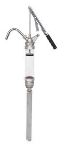 Pompă manuală PROFITOOL cu carcasă transparentă pentru fluide de lucru (lichide de răcire, solvenți, lichide de condiționare), universală pentru butoaie de 60l-200l, capacitate 300ml/cursă