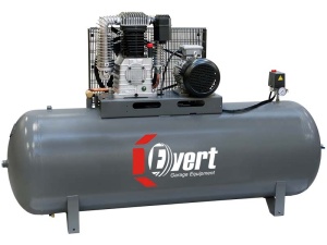 Compresor cu piston EVERT, 5,5 kW 400V 10-11 bar, eficienta: 1000l/min., rezervor: 500L, numar cilindri: 2buc