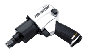 Pistol pneumatic 3/4", cuplu maxim: 813Nm, Greutate: 2,9kg TOPTUL