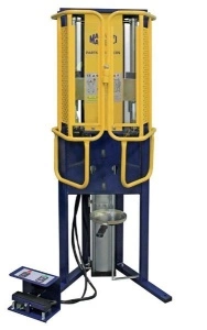 Crimper actionat pneumatic, pentru arcuri de suspensie incarcatura: 2,5t (pentru bobine de rotire la stanga; pentru bobine de rotire la dreapta) Magneti Marelli