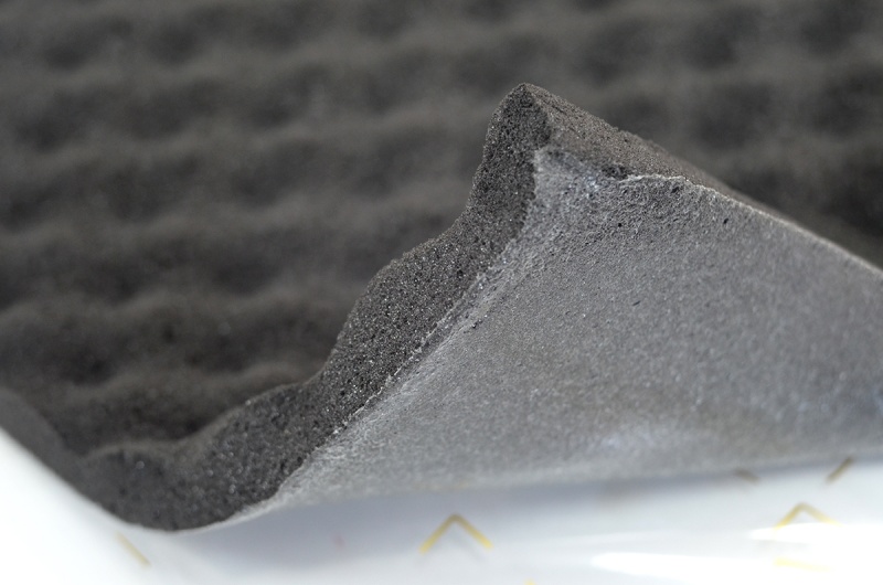 Fono absorbant (Stratul 3)