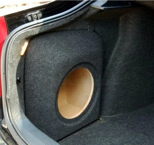 Incinta inchisa subwoofer dedicat Skoda Octavia 2, 250 mm, 15L - Img 3