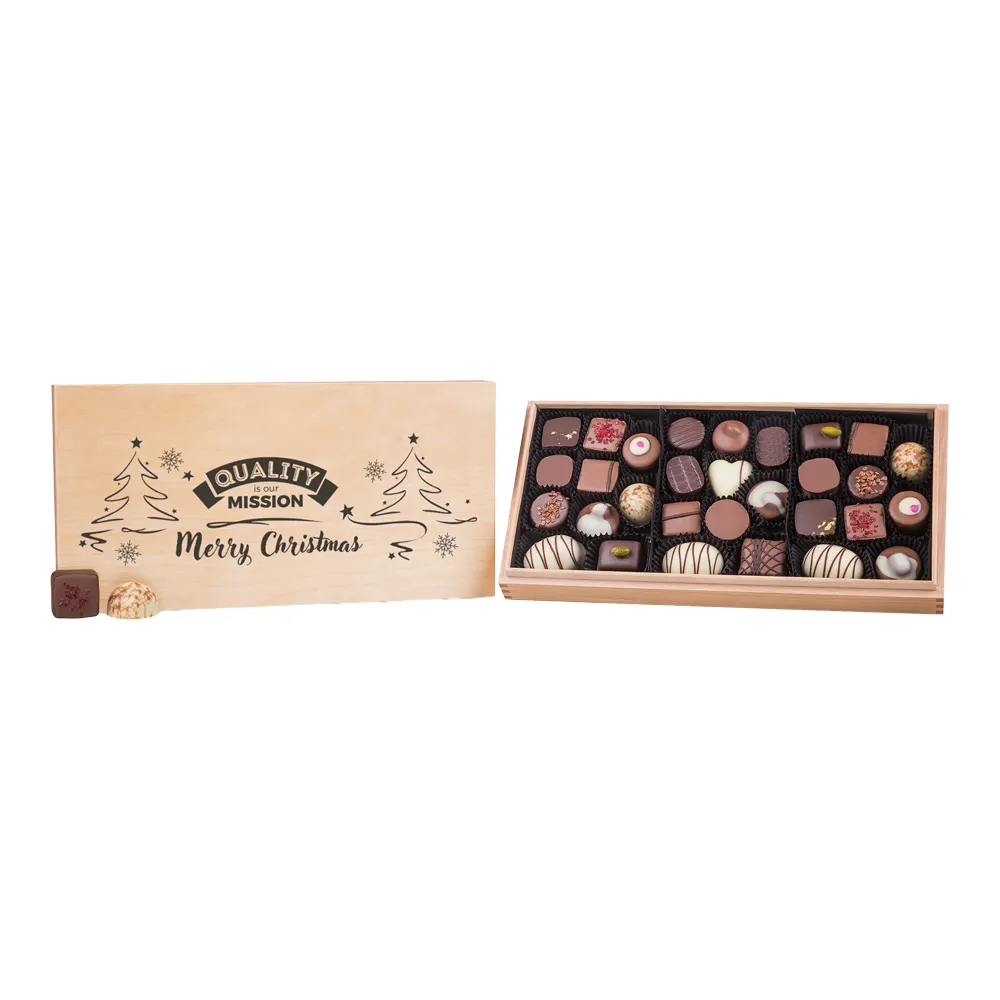 Cutie din lemn Premiere Maxi finisată cu banderolă din carton personalizată