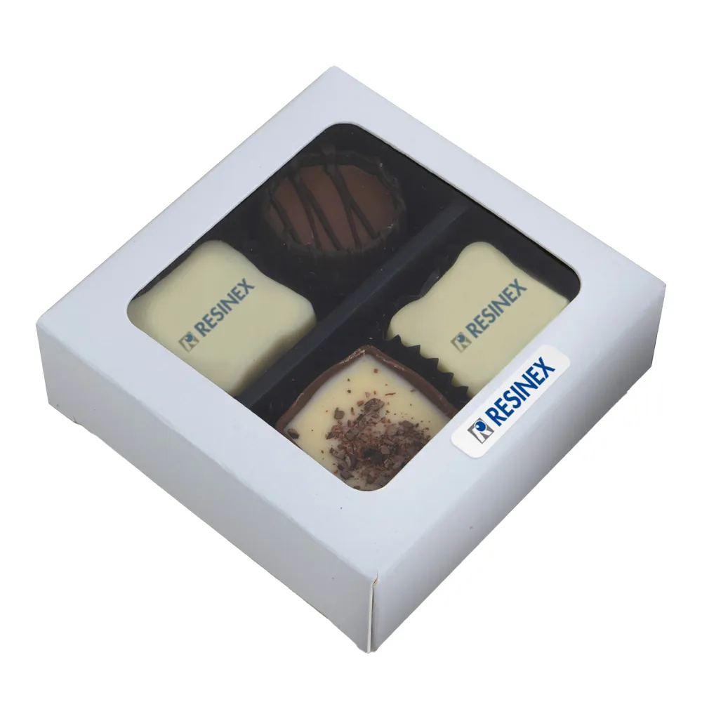 Cutie praline premium Oxide Quattro cu sticker personalizat corporate