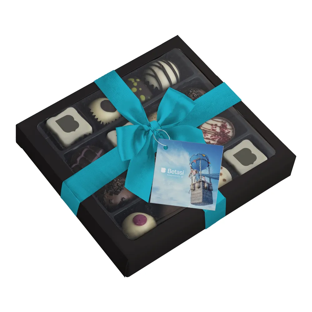 Finisaj premium Oxide 16 cu panglică satinată și compliment card