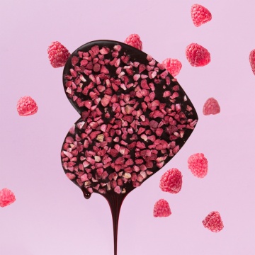 Tabletă din ciocolată ChocoHeart Dark - Img 4