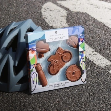 Set din ciocolata in forma de bicicleta