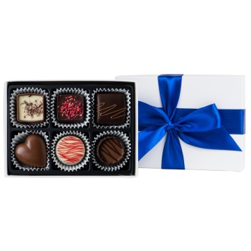 Cutie cu praline din ciocolată White L