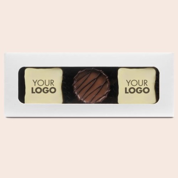 Cutie alba cu 2 praline belgiene personalizabile cu logo si una standard