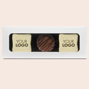Cutie alba cu 2 praline belgiene personalizabile cu logo si una standard