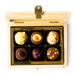 Cutie de lemn cu praline belgiene Xquisite 6 - Img 2