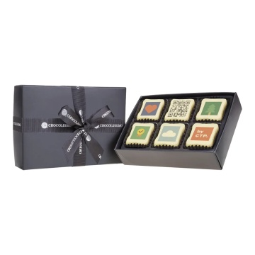 Cutie cu praline belgiene personalizate