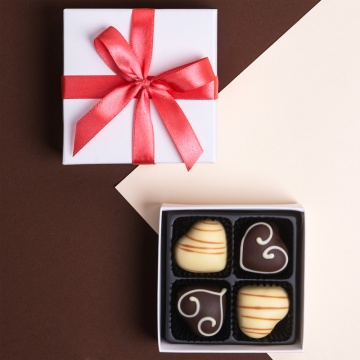 Cutie cu praline din ciocolată Pastel Quadro - Img 3