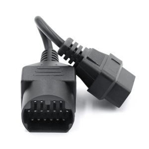 Cablu adaptor Mazda 17 pini la OBD2, vedere de sus pe fundal alb