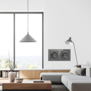 Priza dubla cu USB montata in living modern