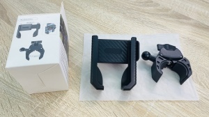Suport telefon Techstar – vedere din spate cu sistem de blocare