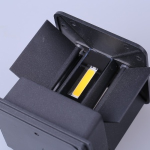 corp iluminat perete negru cu led lumina calda techstar