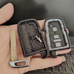 Techstar összecsukható autókulcs ház kompatibilis Hyundai Sonata, Azera, Genesis Coupe, ix35, i30, i45 és Kia Forte, Sportage, K2, K5, 3 gomb, HOLD csomagtartó, HYN14 bal lapát, elektronika nélkül. - Img 10