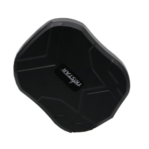 GPS tracker Techstar TK905 cu design waterproof IP65 pe fundal albastru