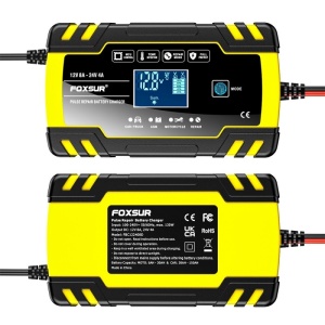 Incarcator baterie auto Foxsur B0228-Y prezentat in mediu exterior