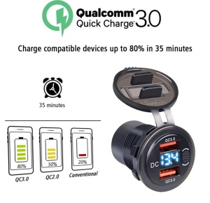 Set incarcator cu porturi USB si voltmetru integrat pentru masini si camioane
