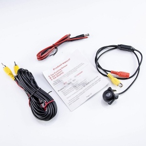 Set cameră marșarier auto IP67 cu cabluri de conectare incluse