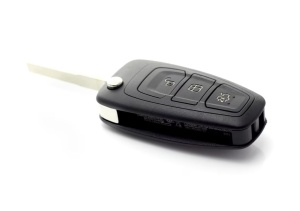 Carcasa cheie Ford tip briceag 3 butoane – vedere laterala cu lama extinsa