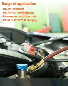 adaptor freon montat pe port AC in compartiment motor auto
