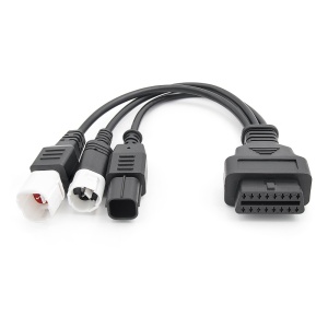Splitter OBD2 3-in-1, gros-plan mufe Yamaha 3p/4p si Honda 6p