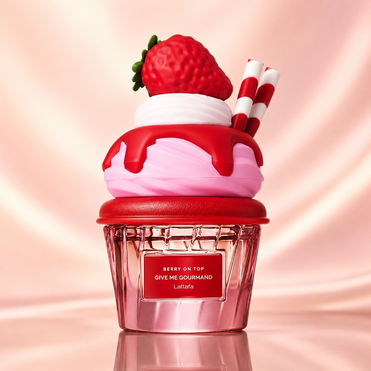 Flacon Berry On Top Lattafa 75 ml parfum damă cu design de desert, căpșună, frișcă și topping roșu
