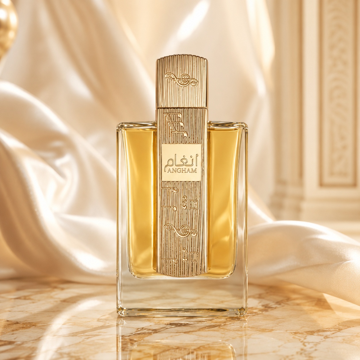 Flacon Lattafa Angham 100 ml parfum damă cu detalii aurii și design elegant