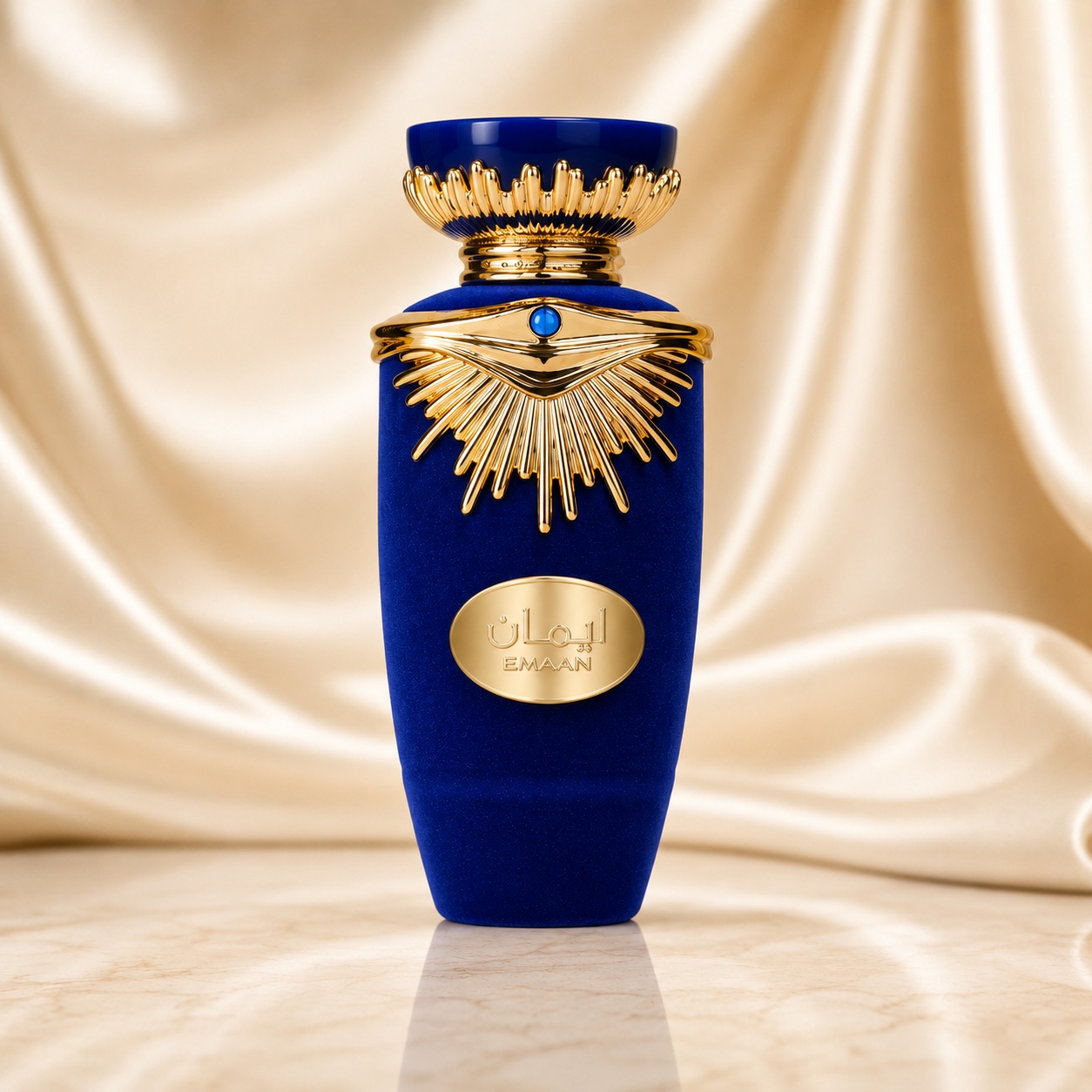Flacon Lattafa Emaan 100 ml parfum de damă albastru intens cu ornamente aurii și capac elegant