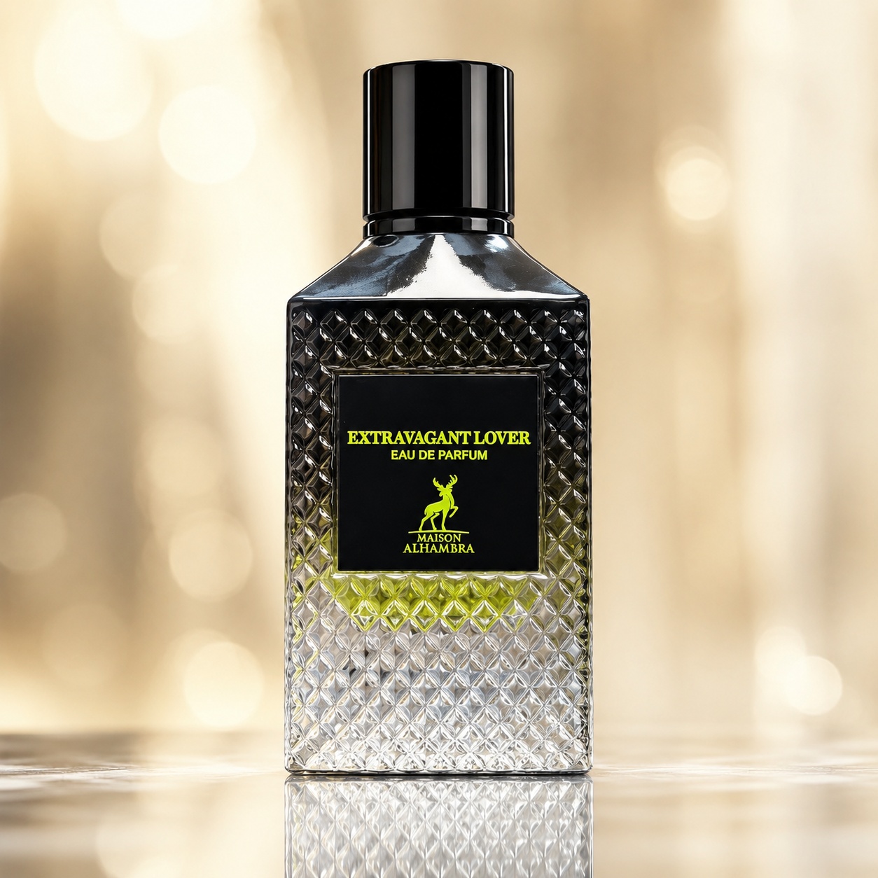 Sticlă Parfum Alhambra Extravagant Lover Maison Alhambra 100 ml pe fundal luminos premium