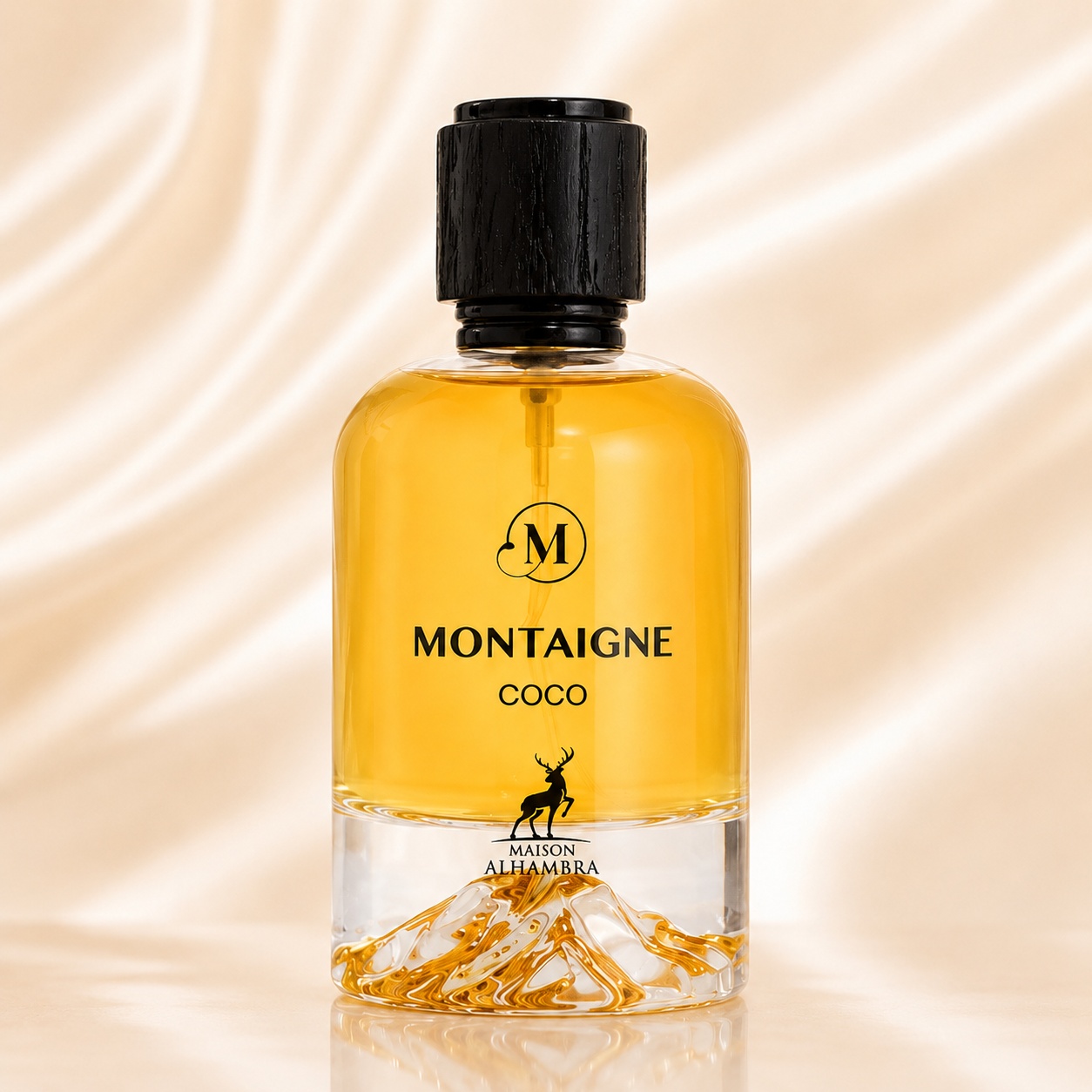 Sticlă parfum Alhambra Montaigne Coco 100 ml pe fundal satinat crem premium
