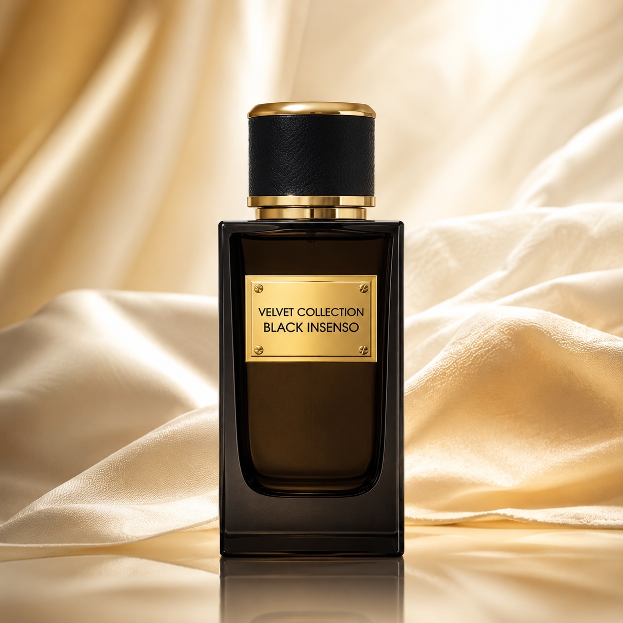 Sticlă parfum Emper Velvet Collection Black Insenso 100 ml pe fundal satinat auriu premium