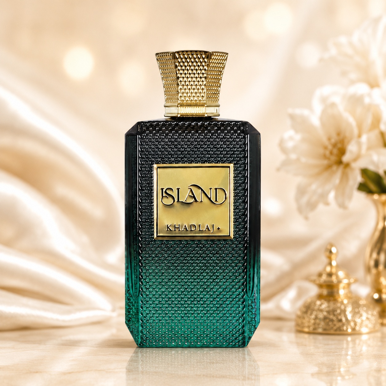 Flacon Khadlaj Island 100 ml verde smarald cu negru, capac auriu texturat și etichetă premium