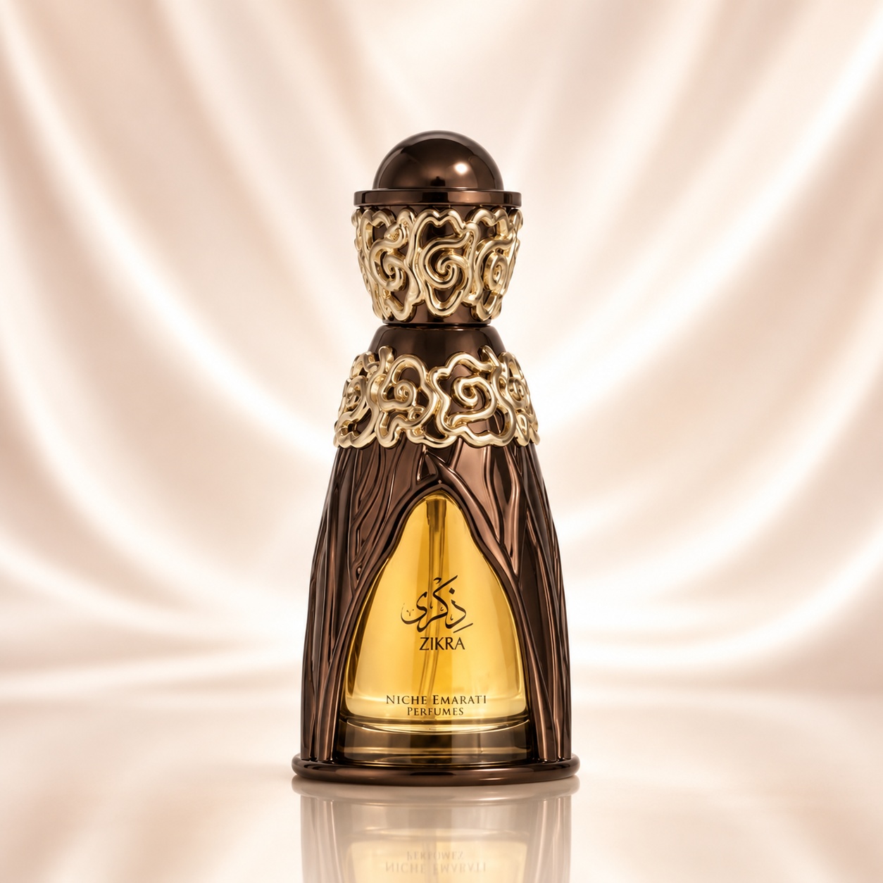 Flacon Lattafa Pride Zikra 100 ml parfum unisex maro ambrat cu detalii aurii sculpturale și capac elegant