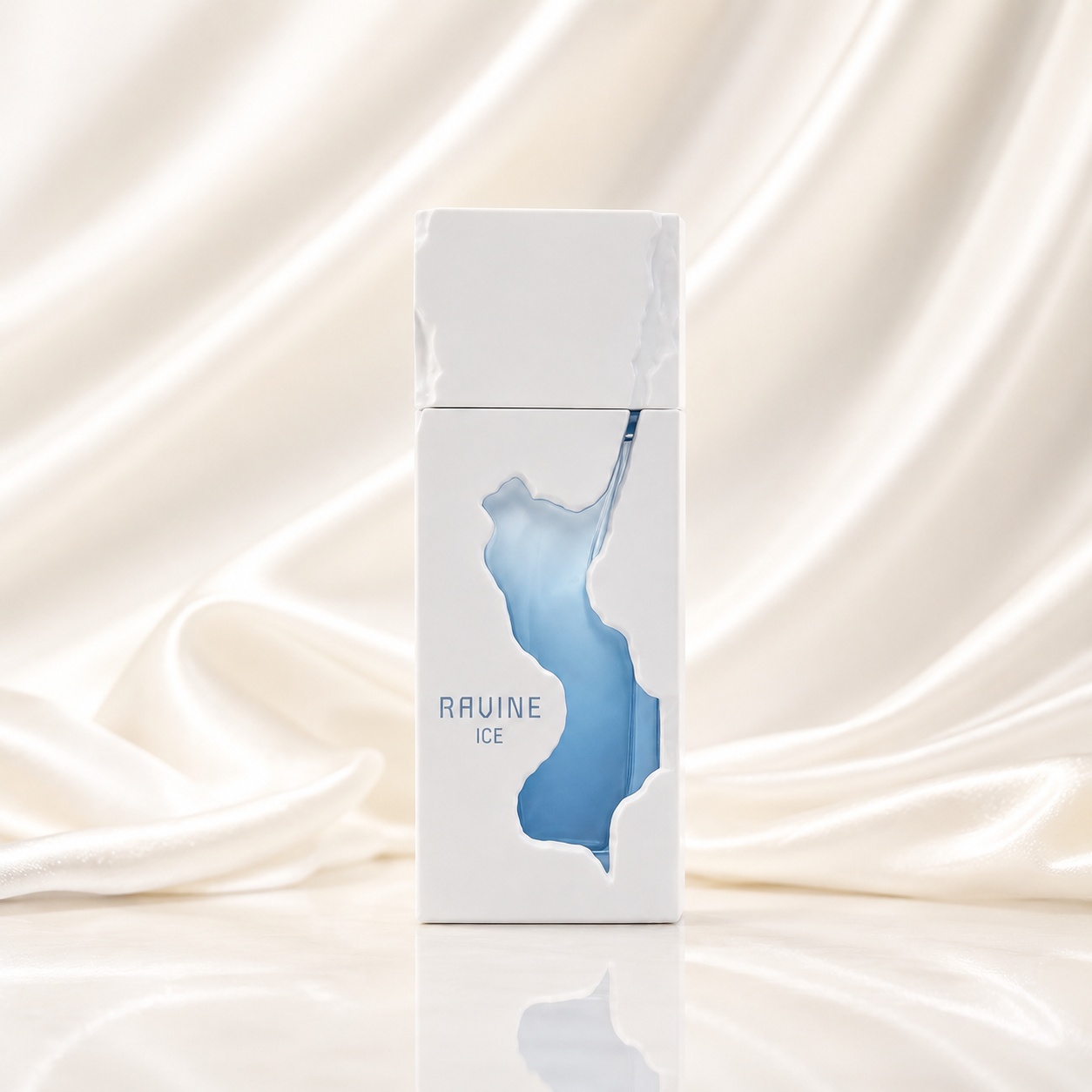 Sticlă parfum Ravine Ice French Avenue 100 ml alb glaciar cu inserție bleu acvatică și design modern unisex