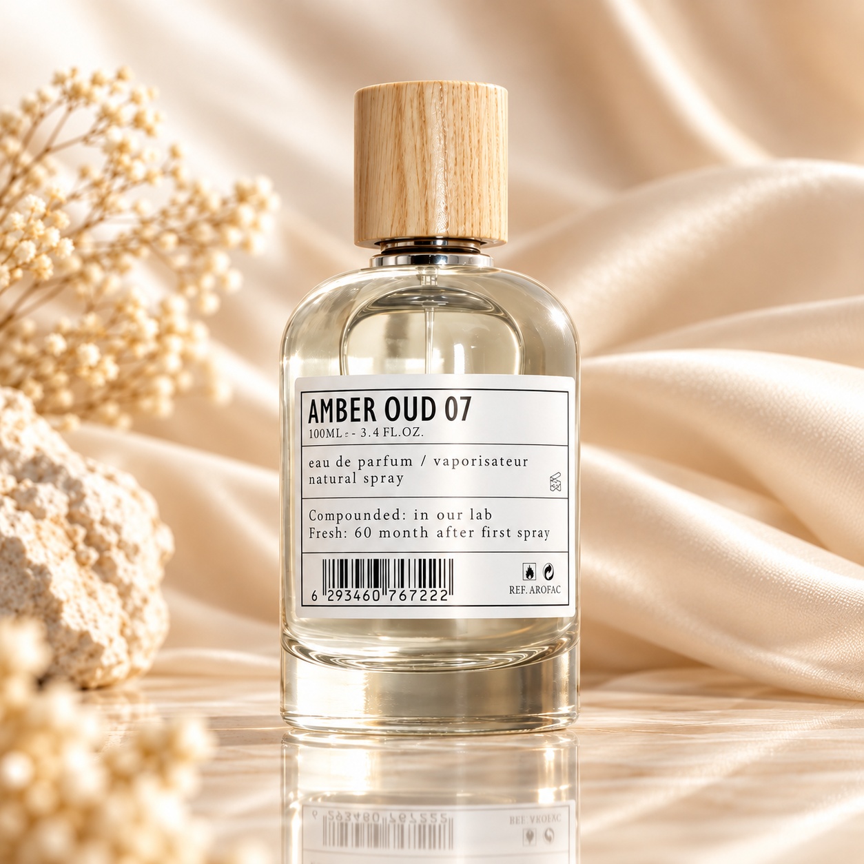 Flacon Amber Oud 07 Aro-Fac parfum bărbați 100 ml cu capac aspect lemn și etichetă minimalistă