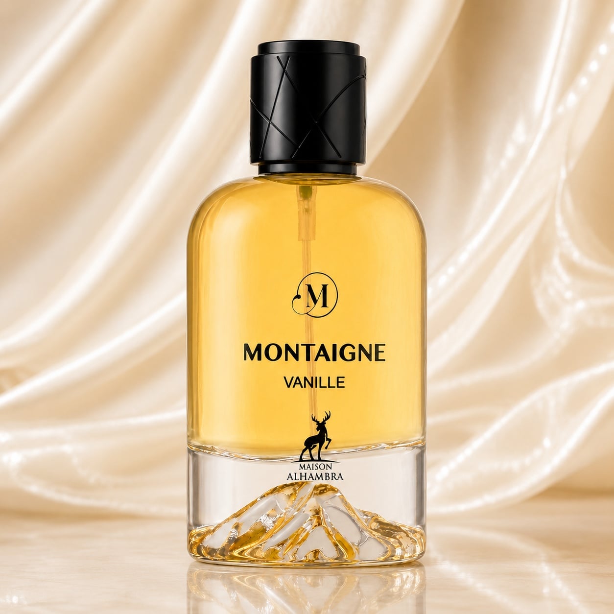 Sticlă parfum Alhambra Montaigne Vanille 100 ml pe fundal satinat crem premium
