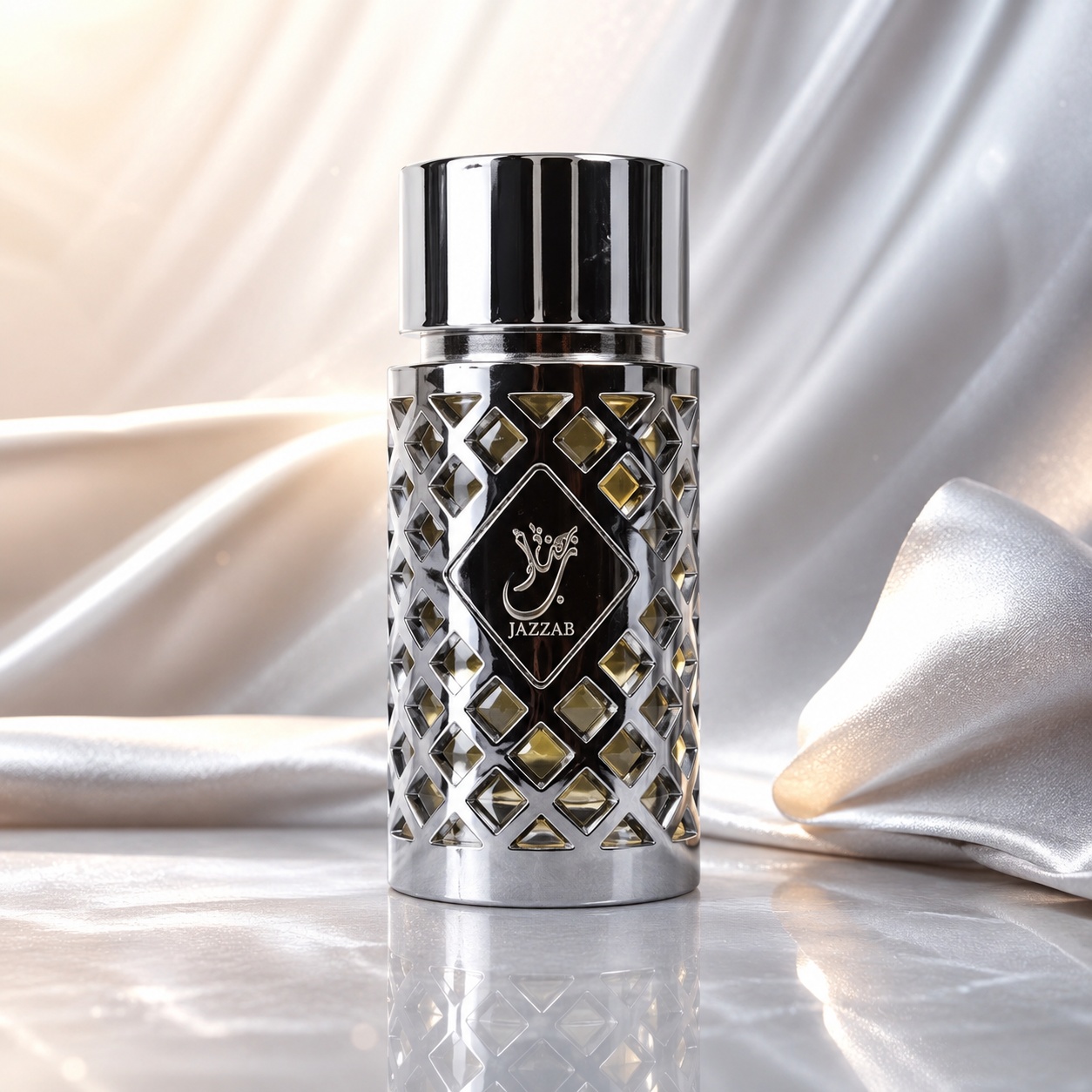 Sticlă parfum Ard Al Zaafaran Jazzab Silver 100 ml pe fundal premium argintiu