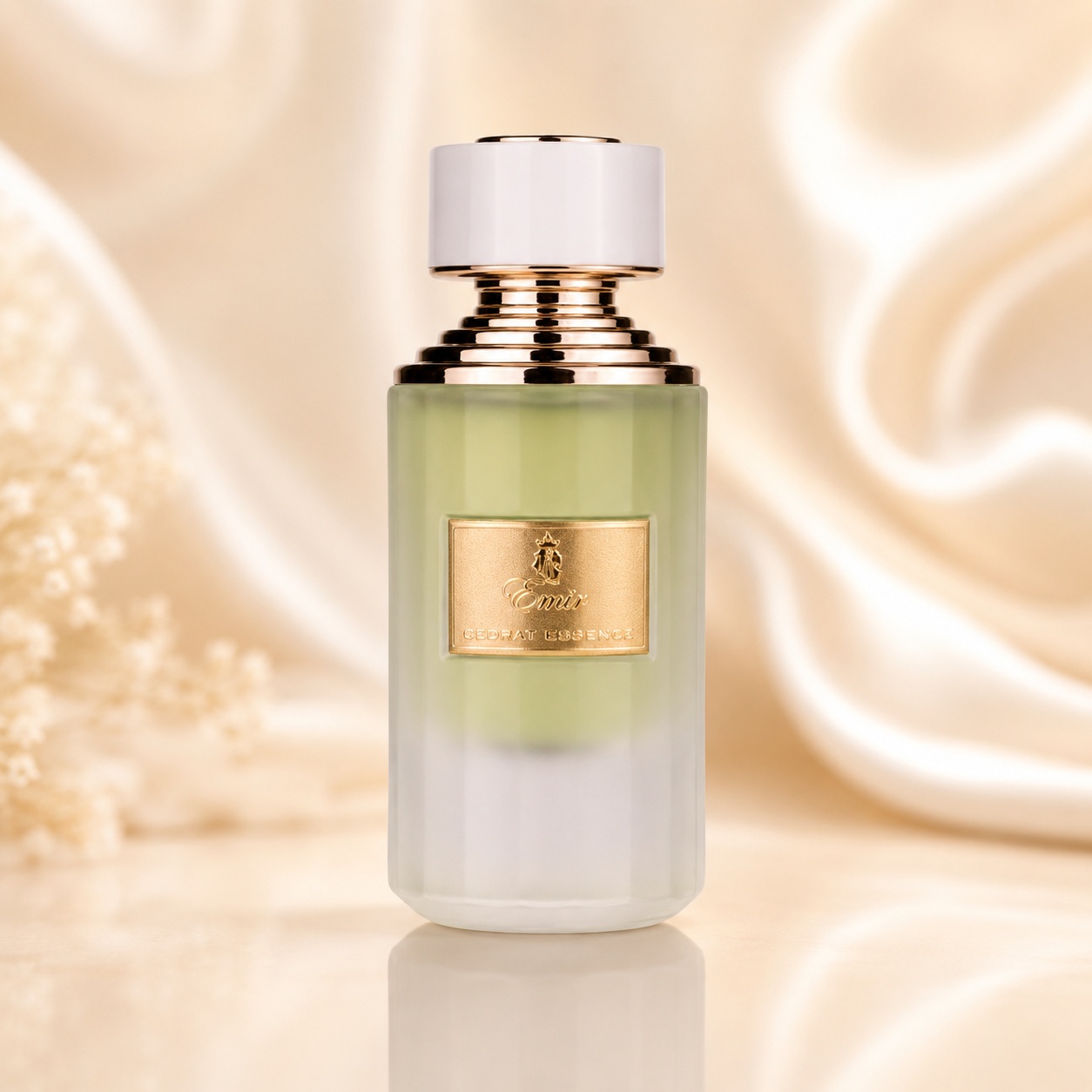 Cedrat Essense Emir 75 ml flacon verde mentă cu capac alb și detalii aurii, parfum arabesc unisex