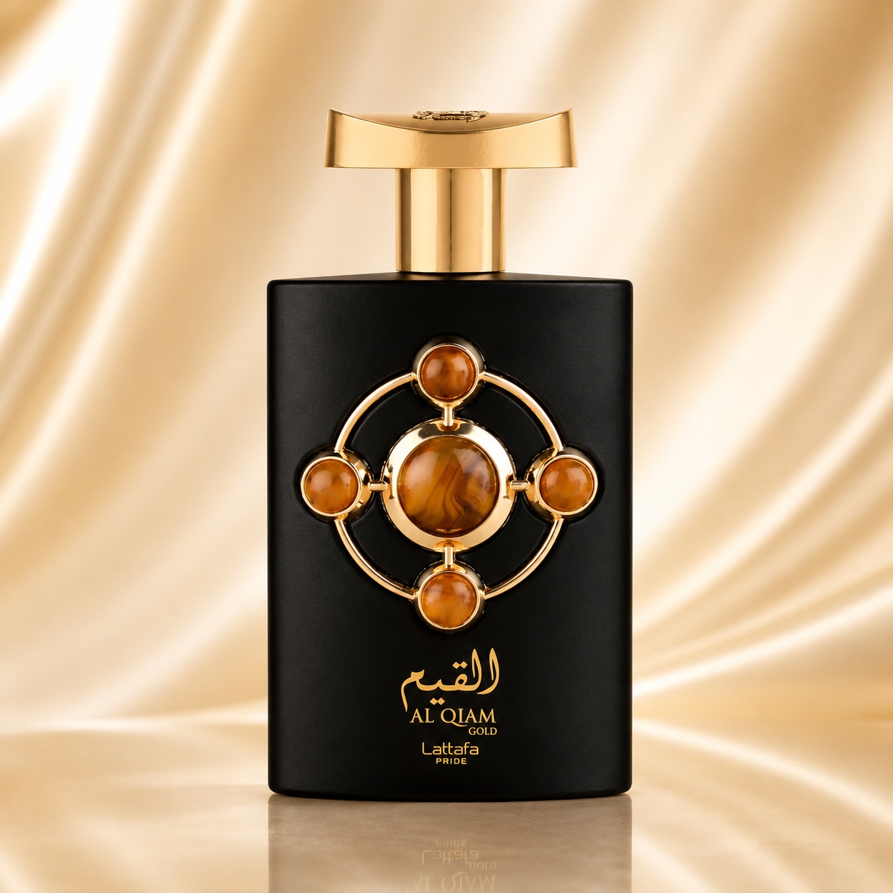 Sticlă parfum Lattafa Pride Al Qiam Gold 100 ml neagră mată cu capac auriu și ornament ambrat
