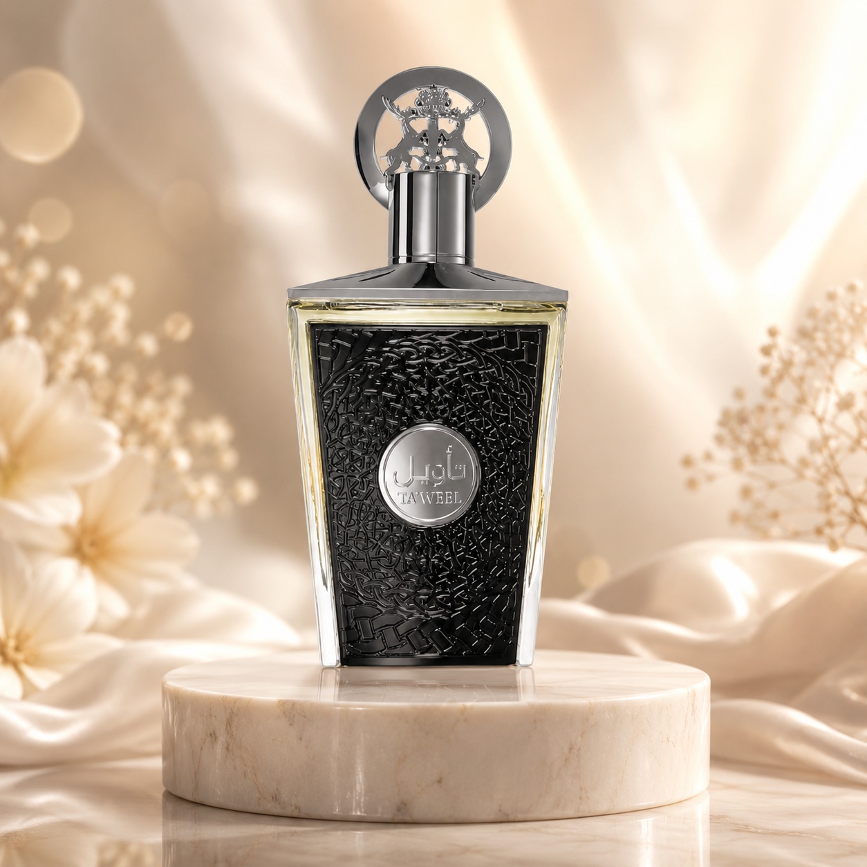 Flacon Lattafa Taweel 100 ml parfum unisex negru texturat cu medalion argintiu și capac metalic heraldic